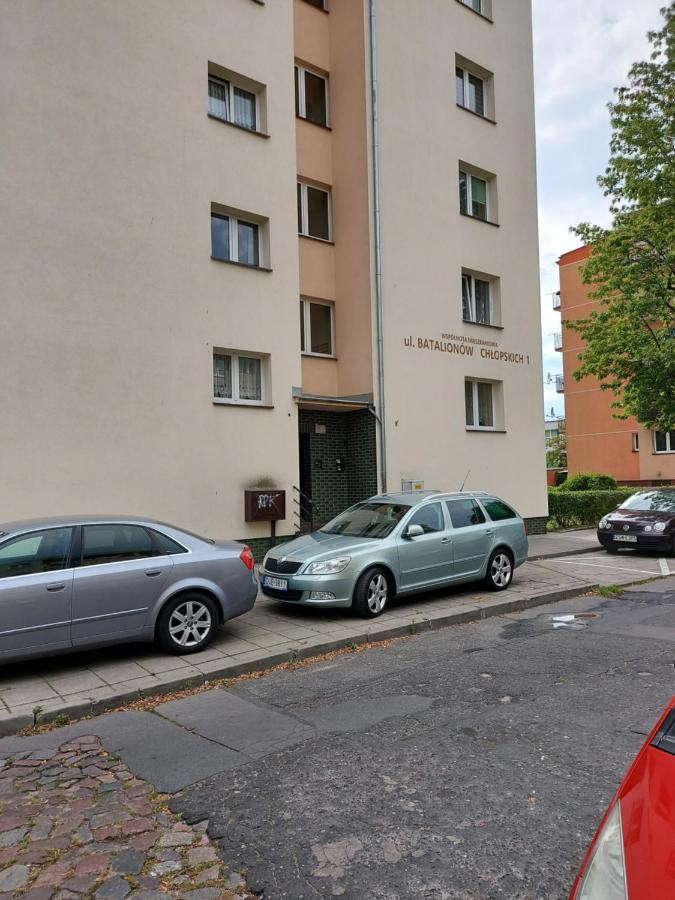Апартаменти Przy Uznamie Свіноуйсьце Екстер'єр фото